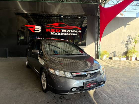 HONDA CIVIC 1.8 LXS 16V GASOLINA 4P AUTOMÁTICO HONDA CIVIC 1.8 LXS 16V GASOLINA 4P AUTOMÁTICO